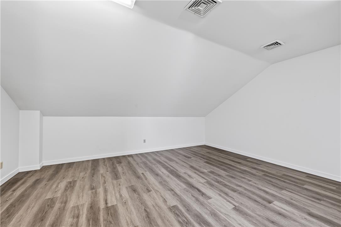 1850 Friedensville Road 1 Property Photo 21