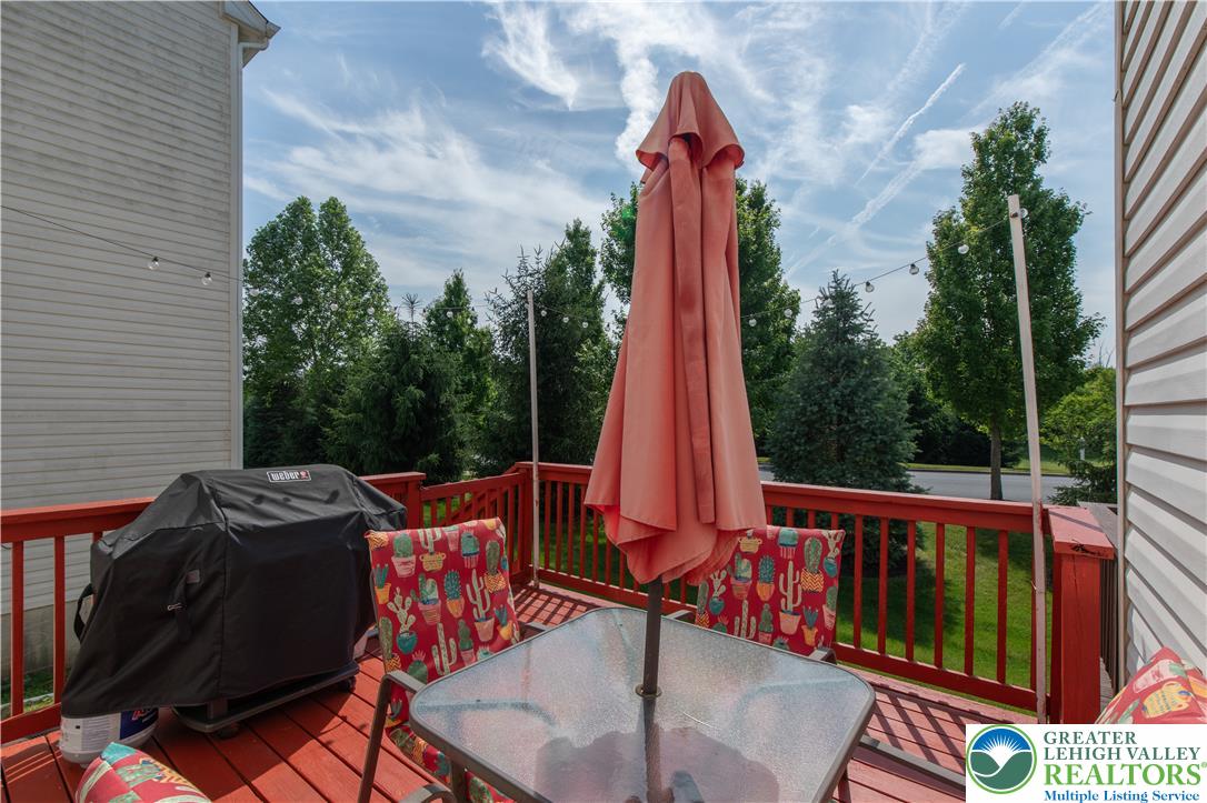 923 King Way Property Photo 14