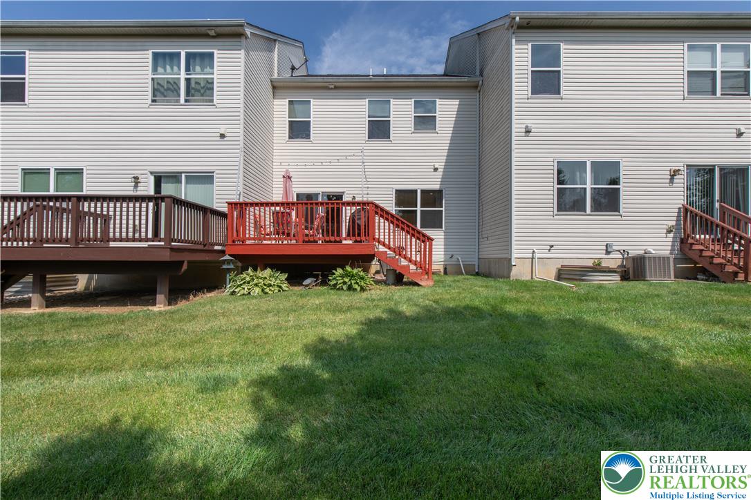 923 King Way Property Photo 15