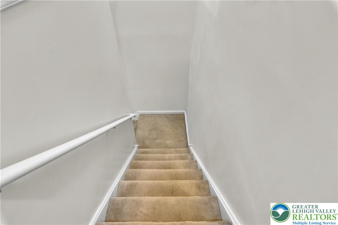 923 King Way Property Photo 29