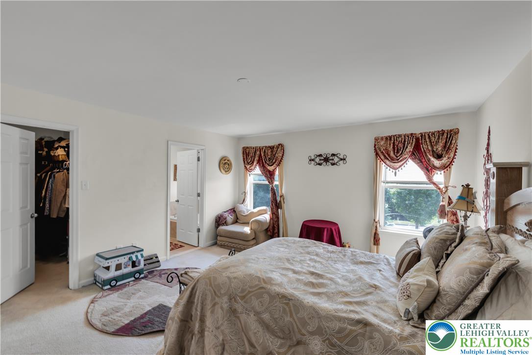 923 King Way Property Photo 33