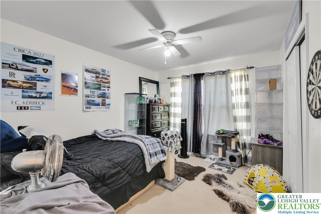 923 King Way Property Photo 37