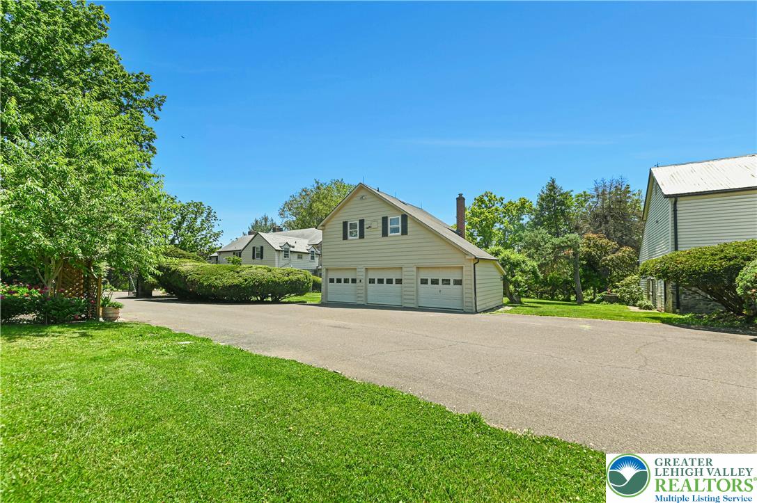 1194 Street Road Property Photo 46