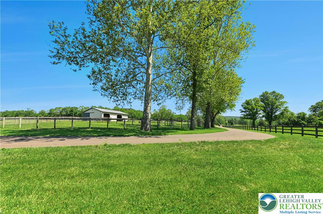 1194 Street Road Property Photo 55