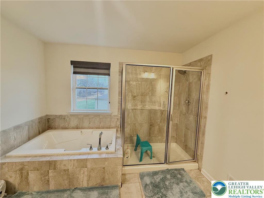 37 Saddle Lane Property Photo 24