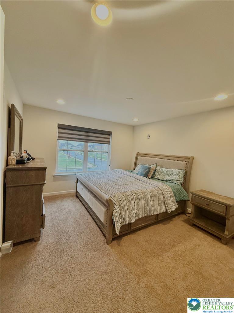 37 Saddle Lane Property Photo 28