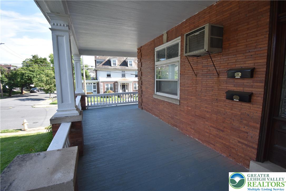 700 Hamilton Street 2 Property Photo 2