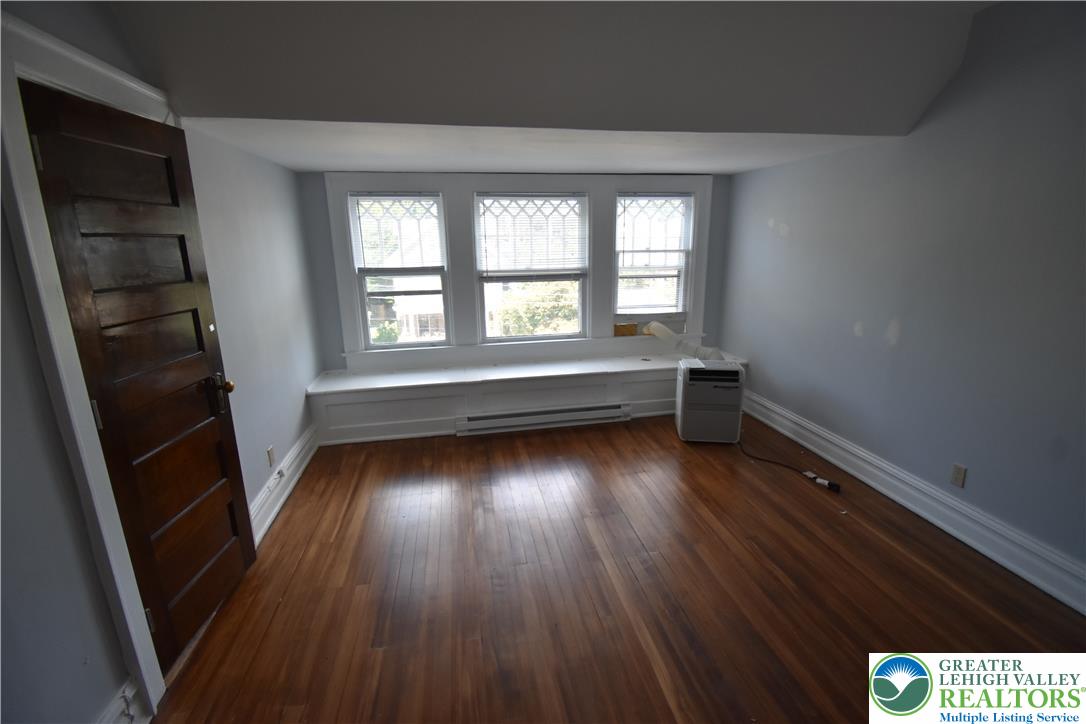 700 Hamilton Street 2 Property Photo 12