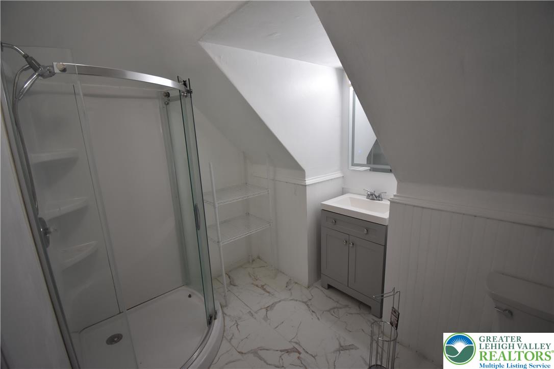 700 Hamilton Street 2 Property Photo 14
