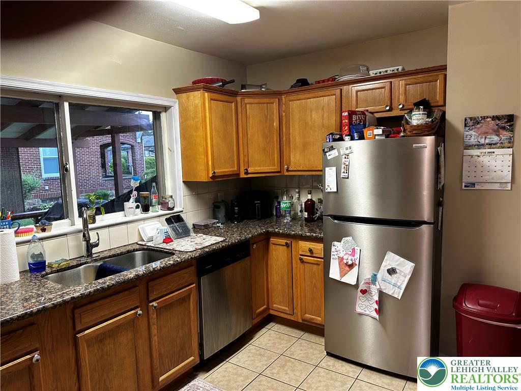 134 East High Street Property Photo 5