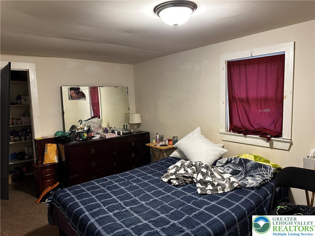 134 East High Street Property Photo 10