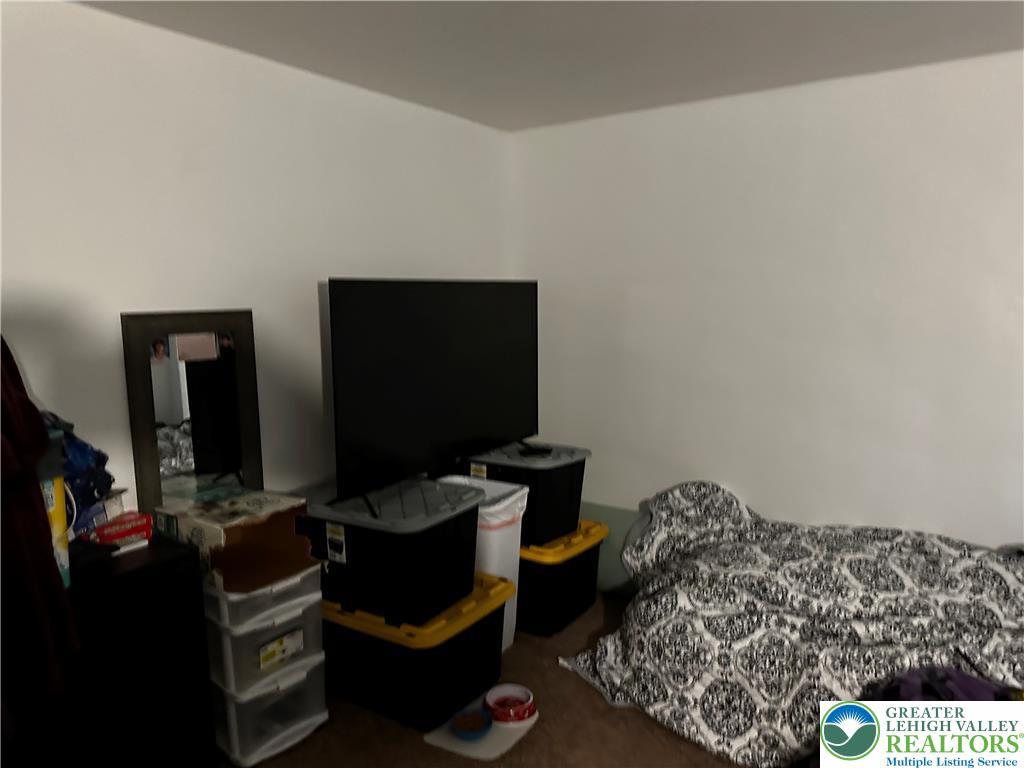 134 East High Street Property Photo 13