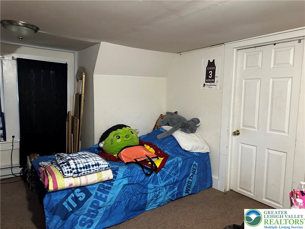 134 East High Street Property Photo 14