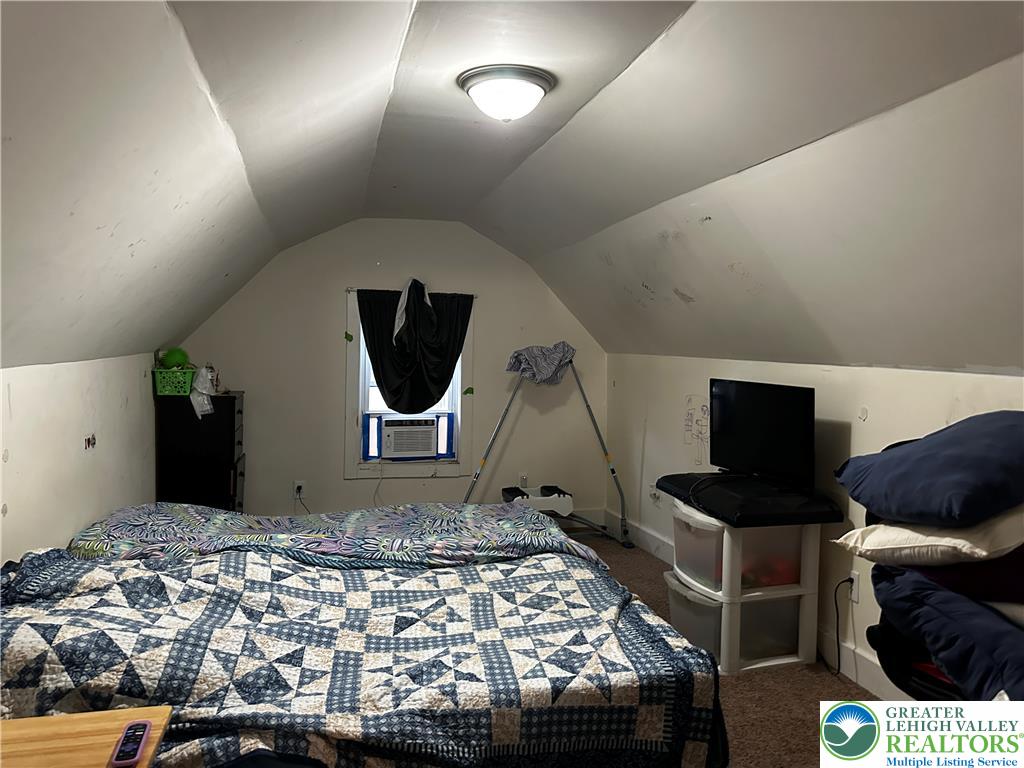 134 East High Street Property Photo 15