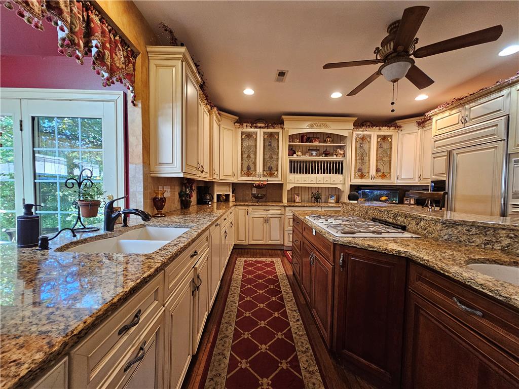 30 Melchor Drive Property Photo 4