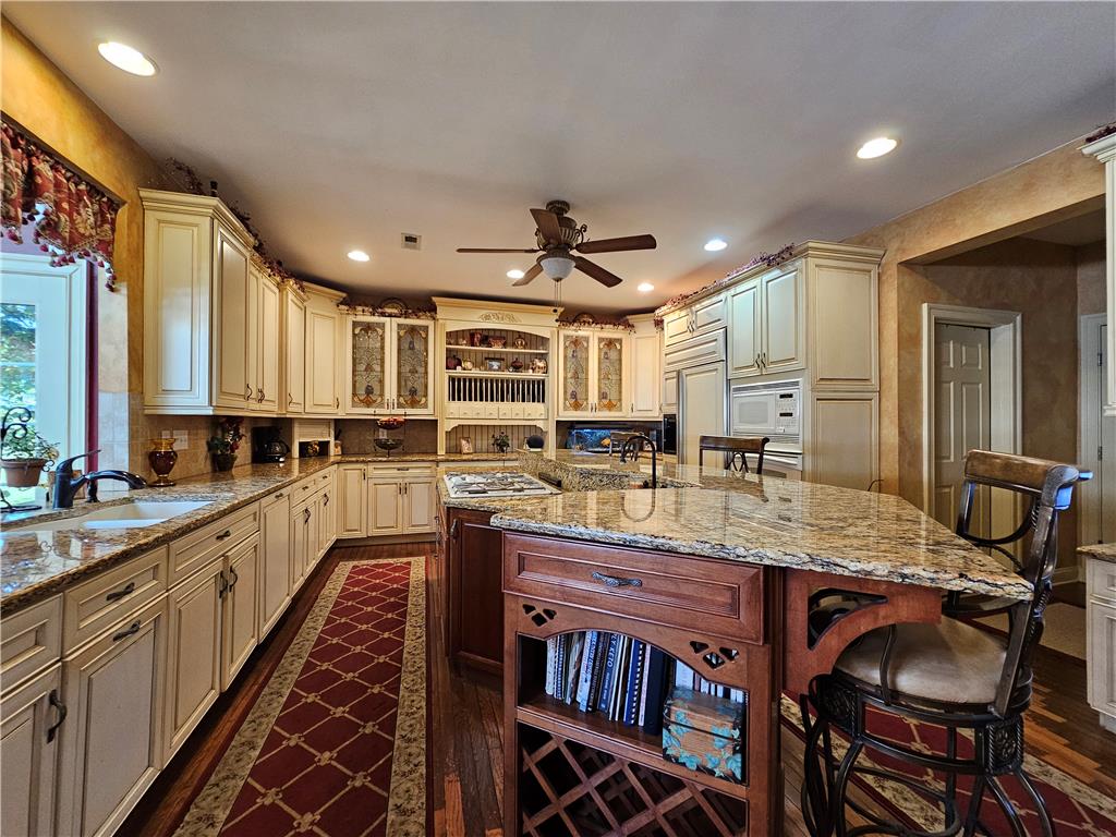 30 Melchor Drive Property Photo 8