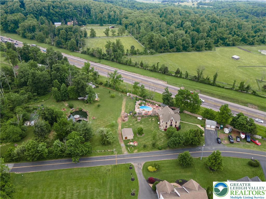 2485 Hieter Road Property Photo 2