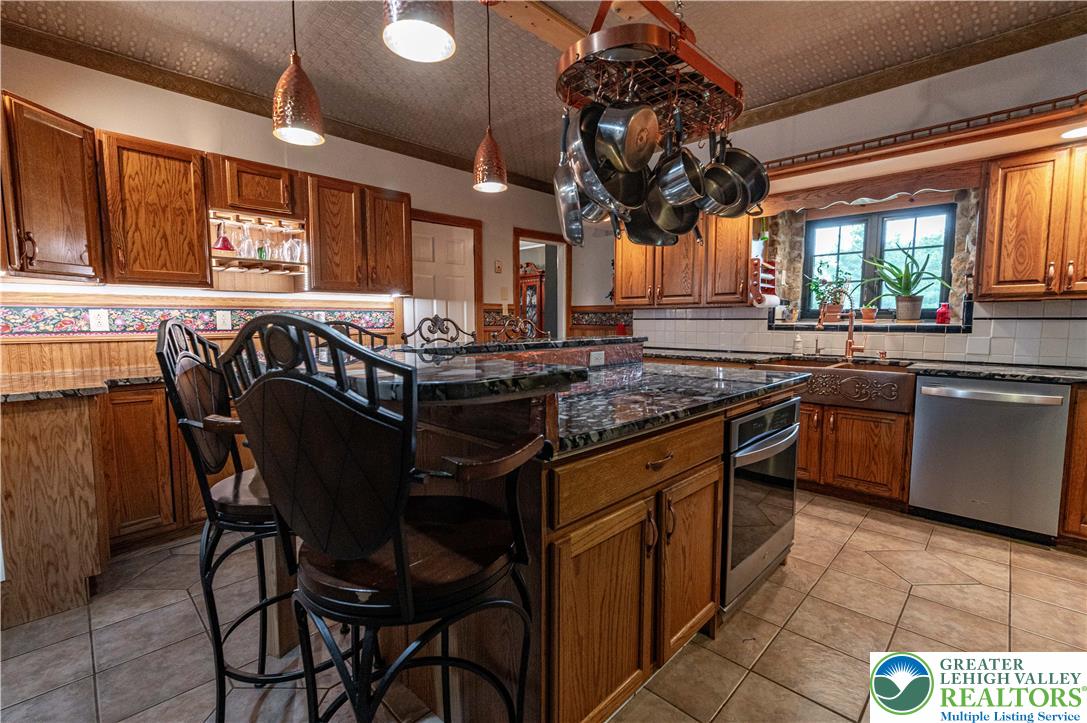 2485 Hieter Road Property Photo 14