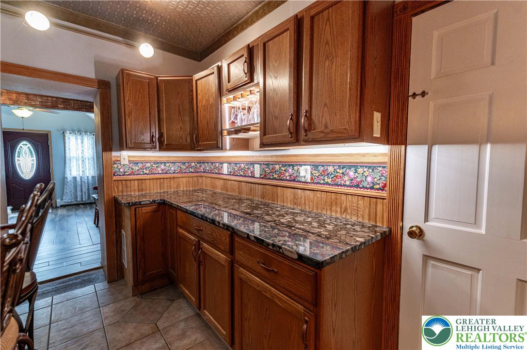 2485 Hieter Road Property Photo 16