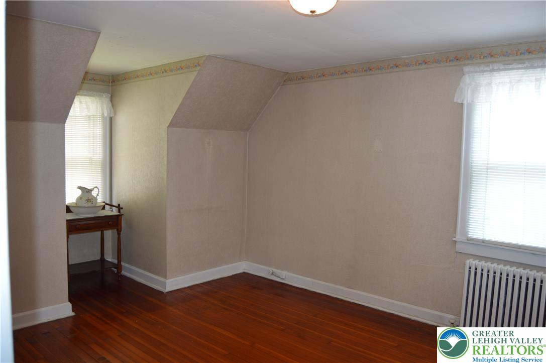 2728 Nazareth Road Property Photo 15