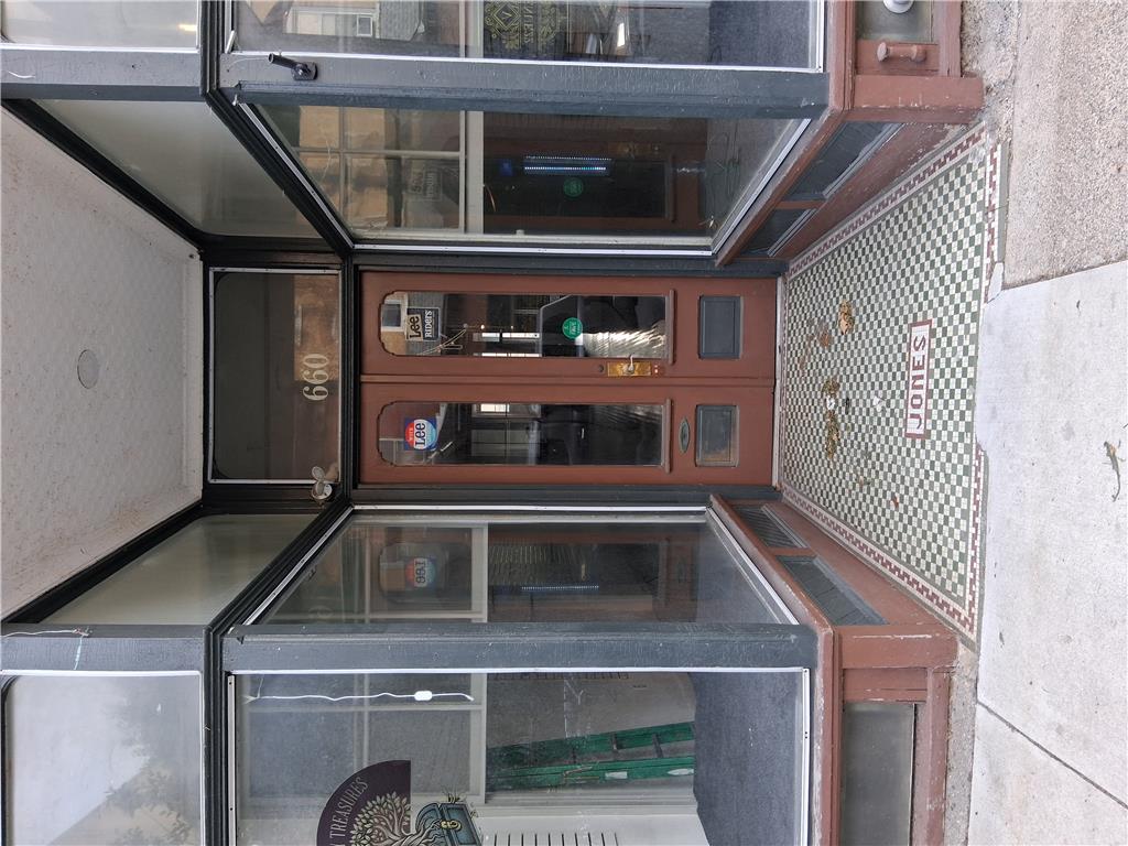 660 Main Street Property Photo 2