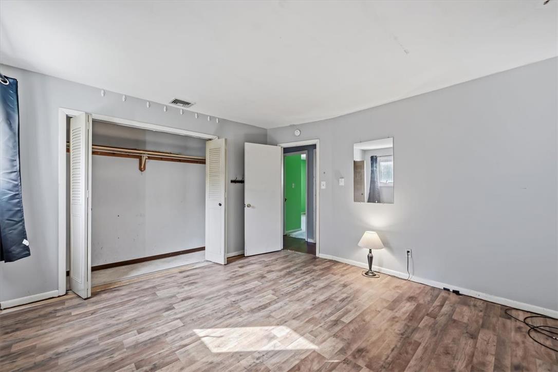 2230 North Lehigh Avenue Property Photo 55