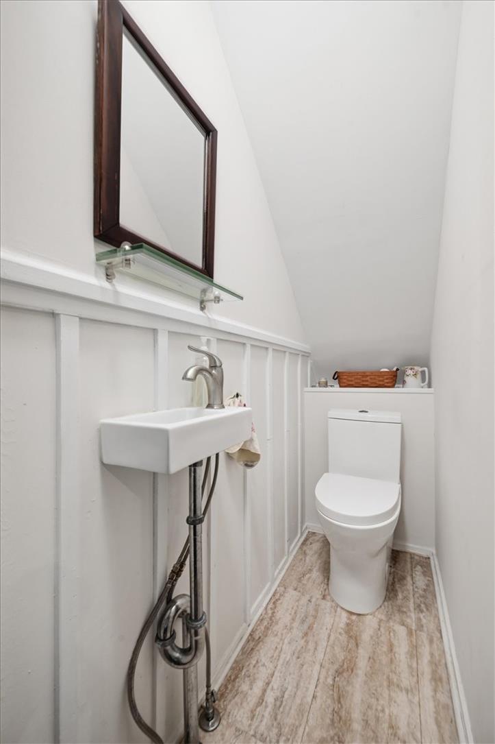 90 Oak Lane Property Photo 38