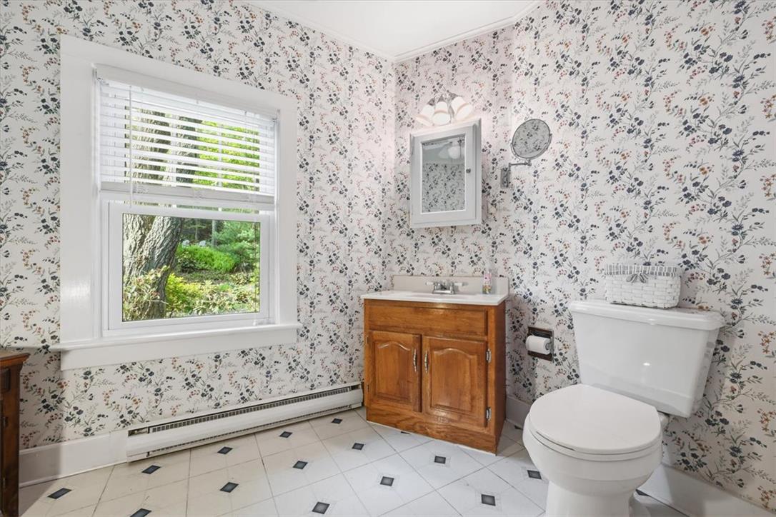 90 Oak Lane Property Photo 39