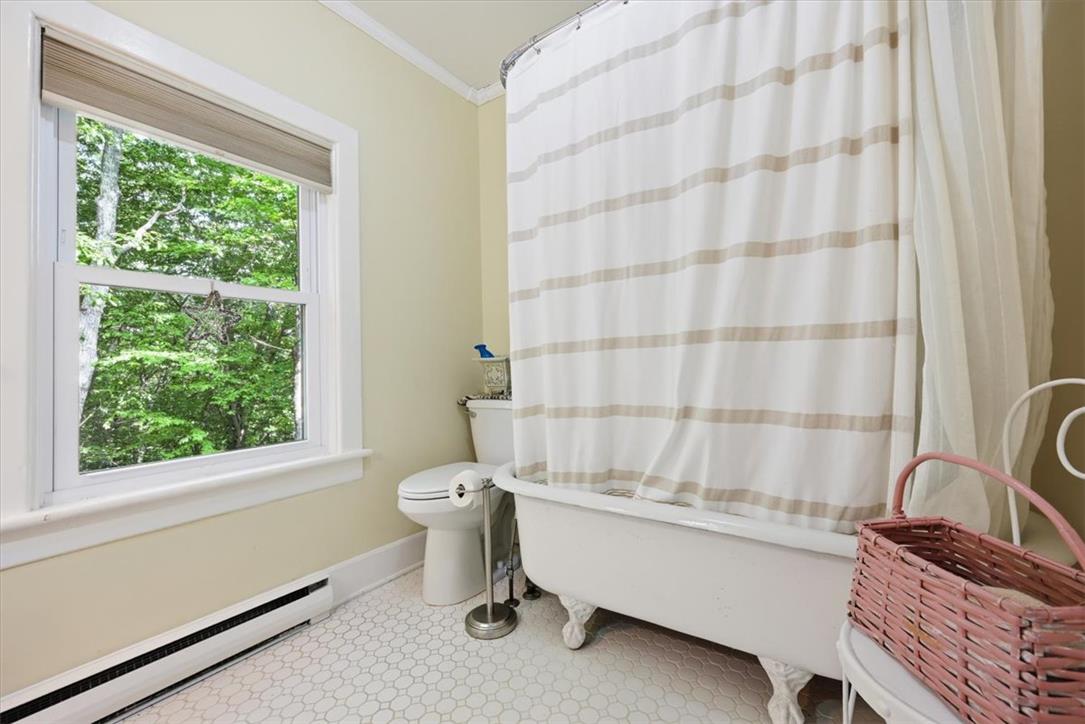 90 Oak Lane Property Photo 44