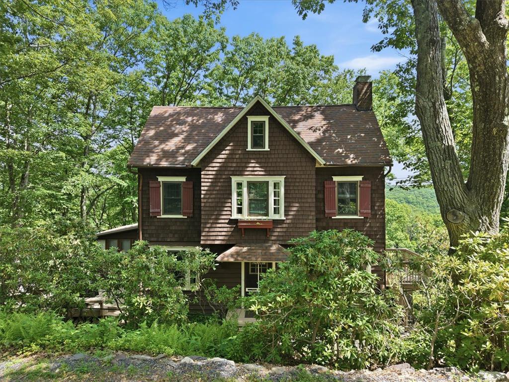 90 Oak Lane Property Photo 74