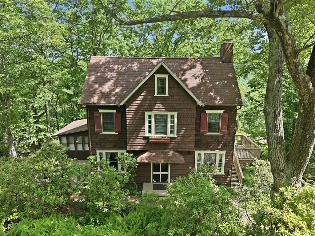90 Oak Lane Property Photo 75