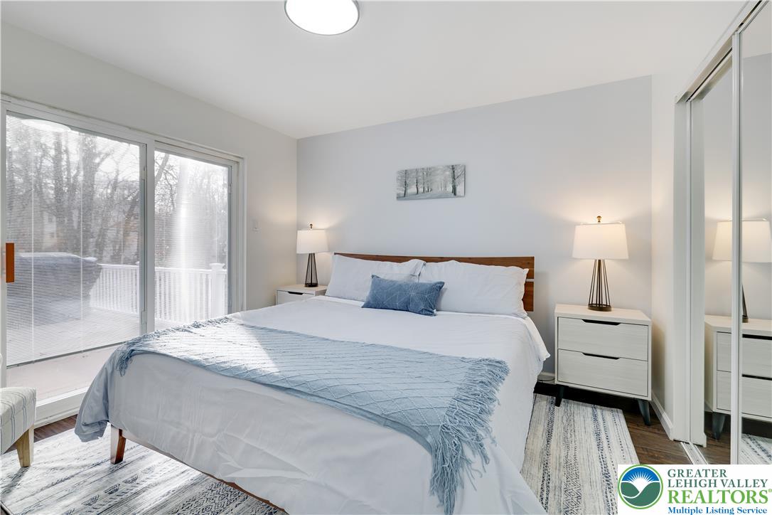 18 New Birch Street Property Photo 14