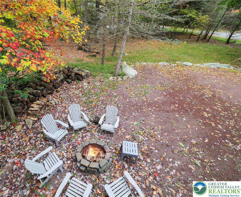 18 New Birch Street Property Photo 22