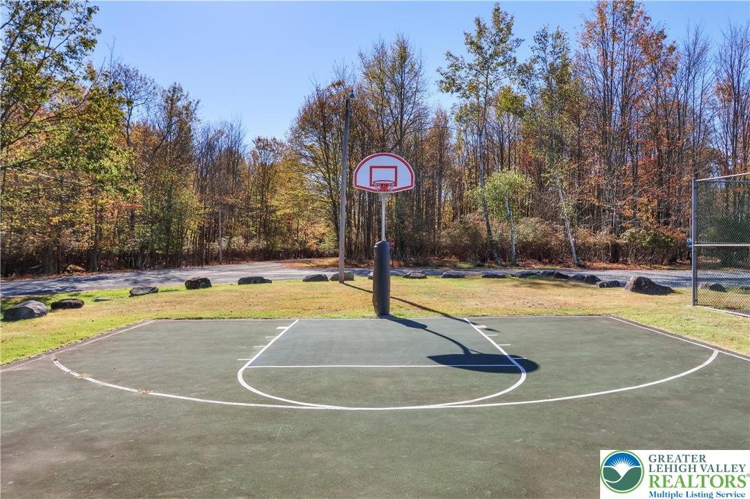Cygnus Road Property Photo 8