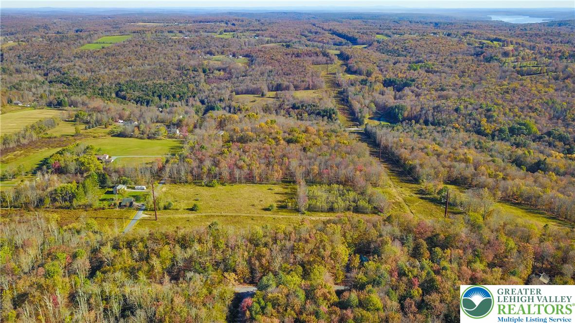 Cygnus Road Property Photo 14