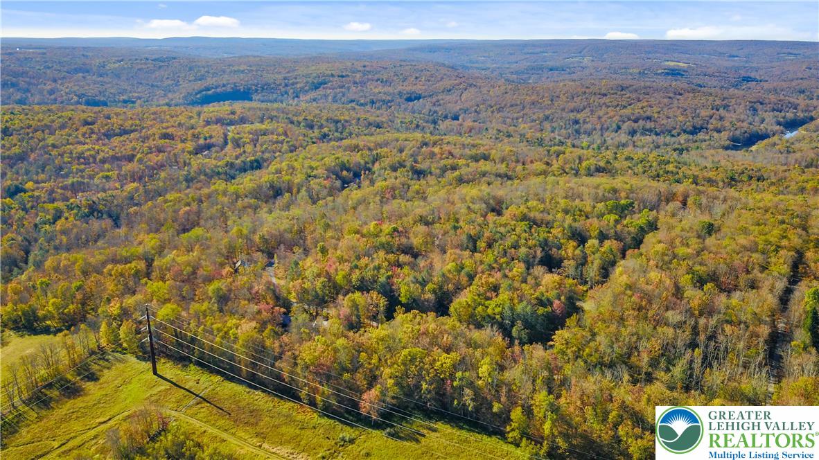 Cygnus Road Property Photo 15