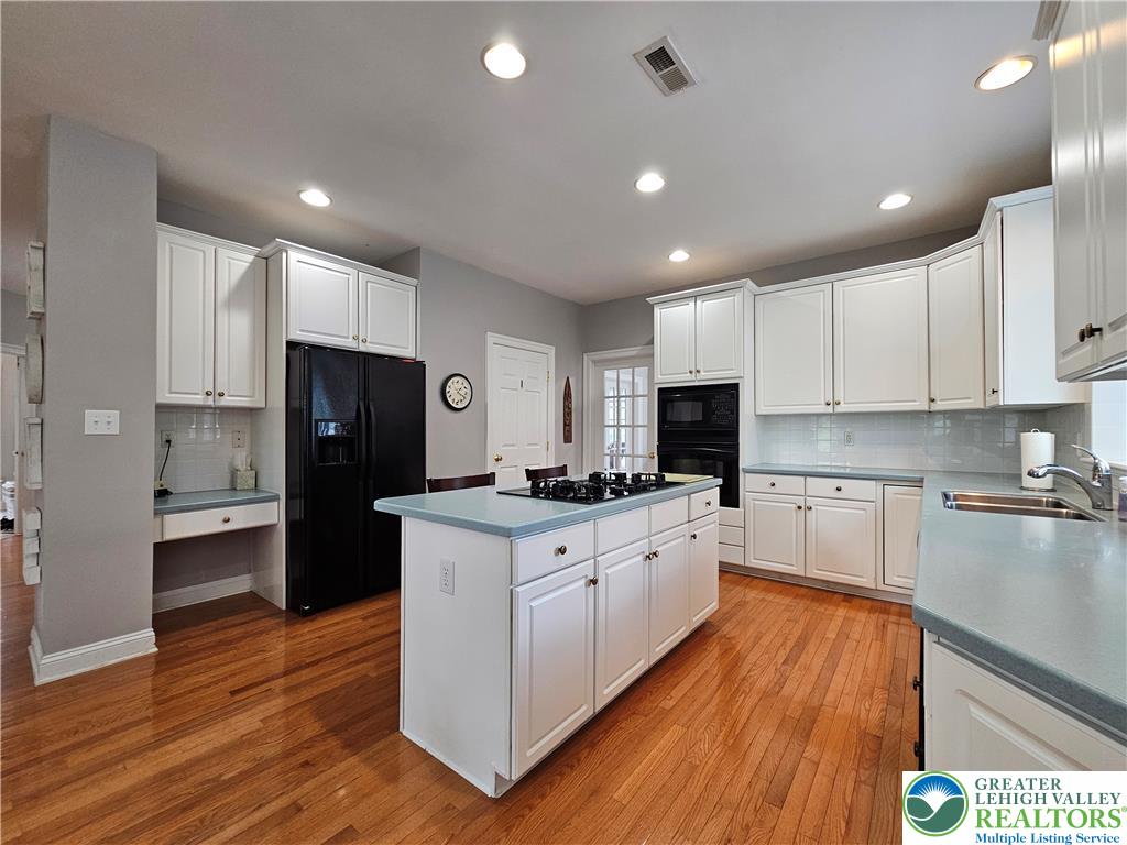 115 Fox Run Property Photo 15