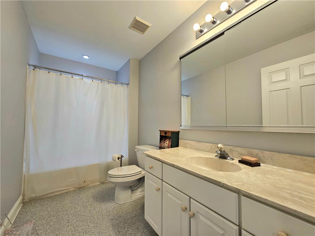 115 Fox Run Property Photo 27