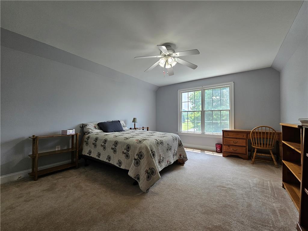 115 Fox Run Property Photo 30