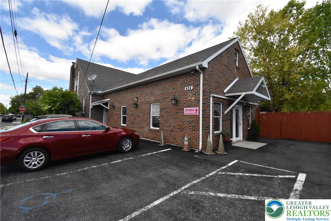 424 Grape Street Property Photo 20