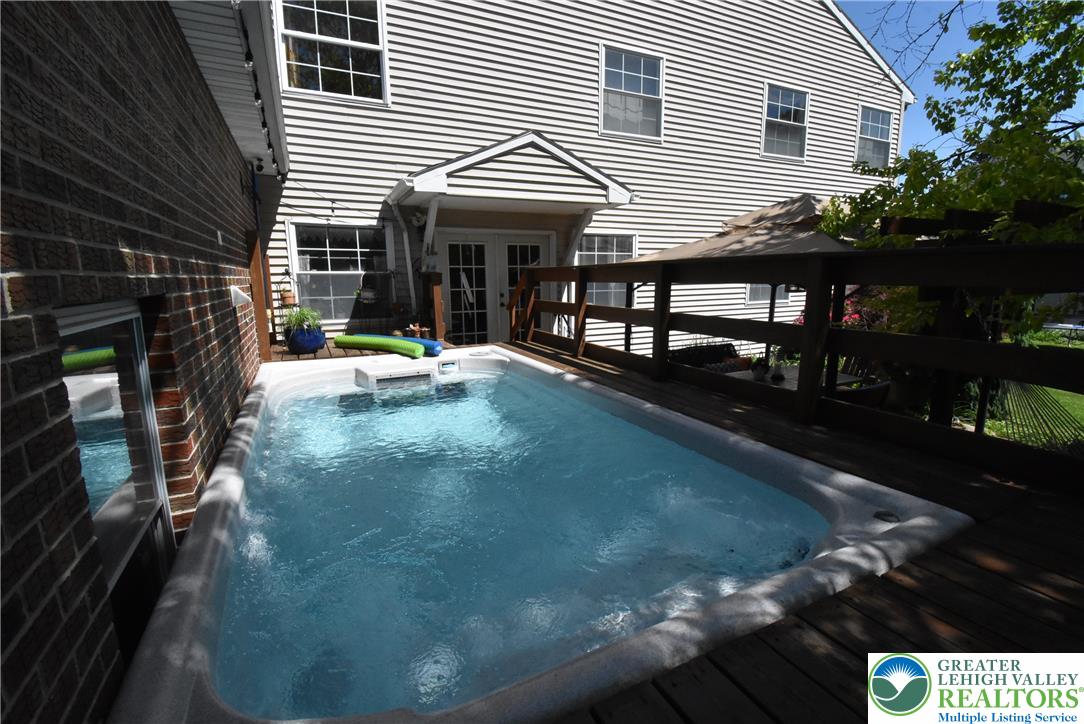 424 Grape Street Property Photo 57