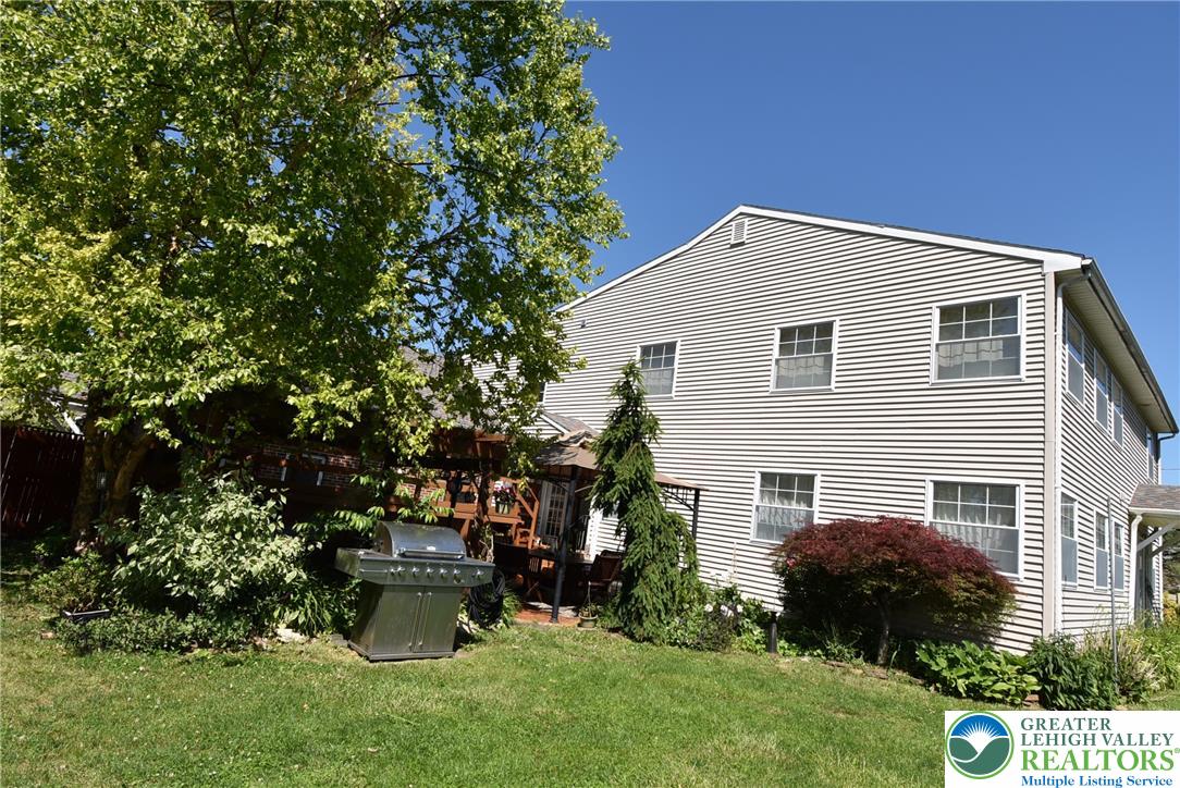 424 Grape Street Property Photo 59