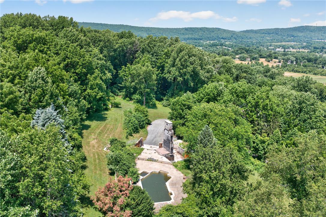 4956 Chestnut Hill Road Property Photo 1
