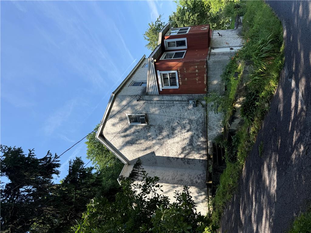 2102 Nemeth Drive Property Photo 1