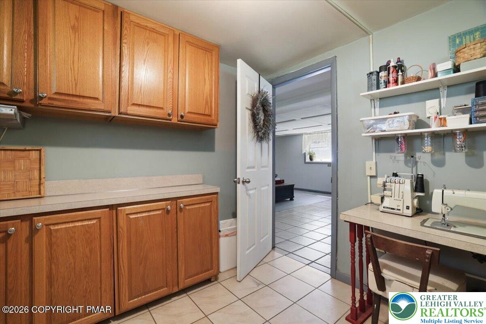 137 Outer Drive Property Photo 15