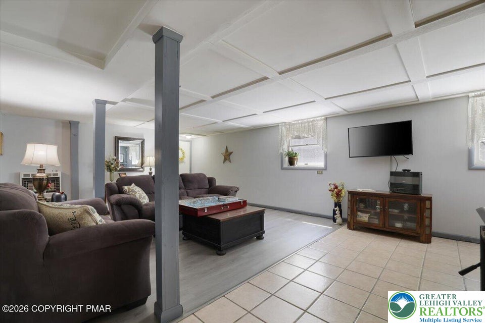 137 Outer Drive Property Photo 16