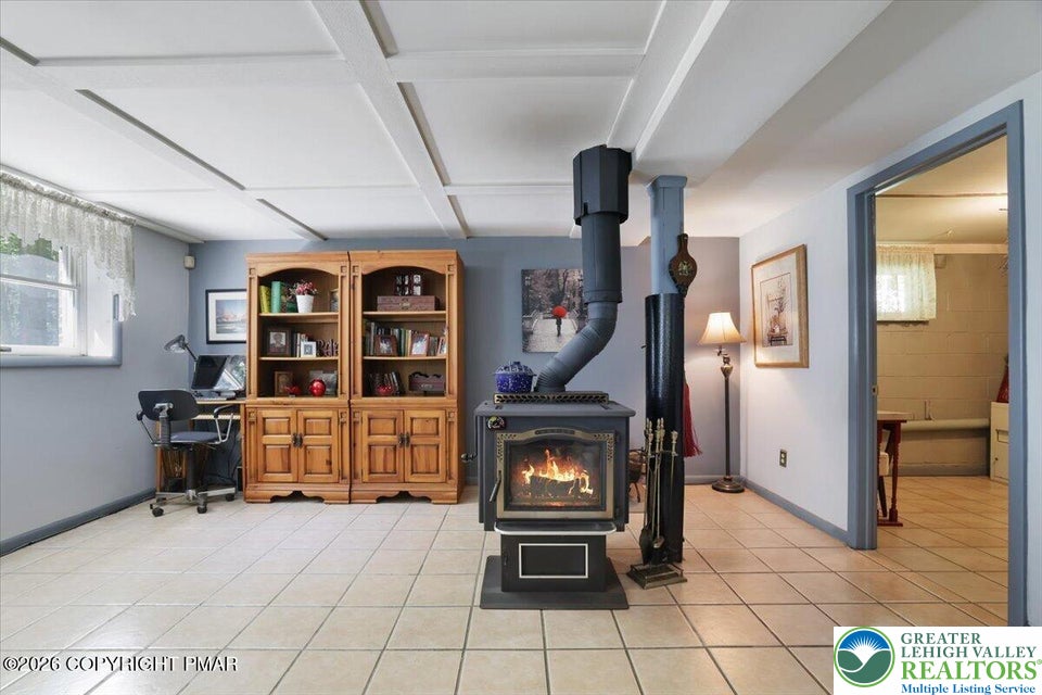 137 Outer Drive Property Photo 17
