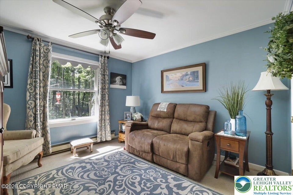 137 Outer Drive Property Photo 18