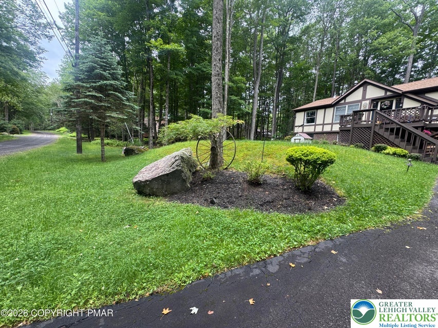 137 Outer Drive Property Photo 45