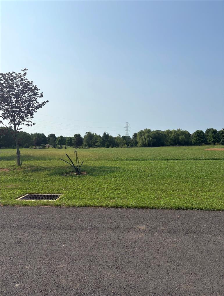 4121 Meadow View Drive Property Photo 2